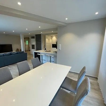 Selvik بيت للعطل *